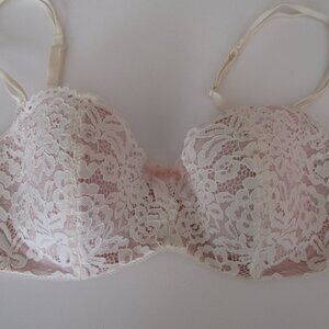 B. Tempt'd Sexy Feminine Bra   Beige & cream Lace,     36C, NWOT